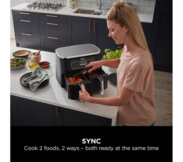 Ninja Foodi Dual Zone Air Fryer AF300UK – 7.6L, 6 Cooking Functions, Black