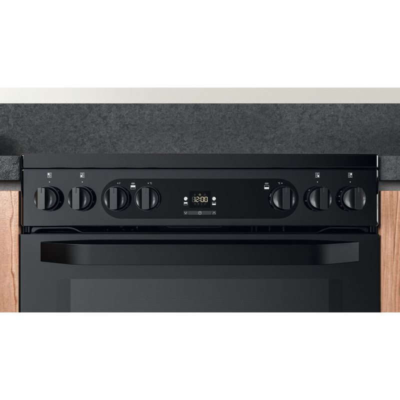 Hotpoint HDM67V92HCB 60cm Electric Ceramic Cooker - Black