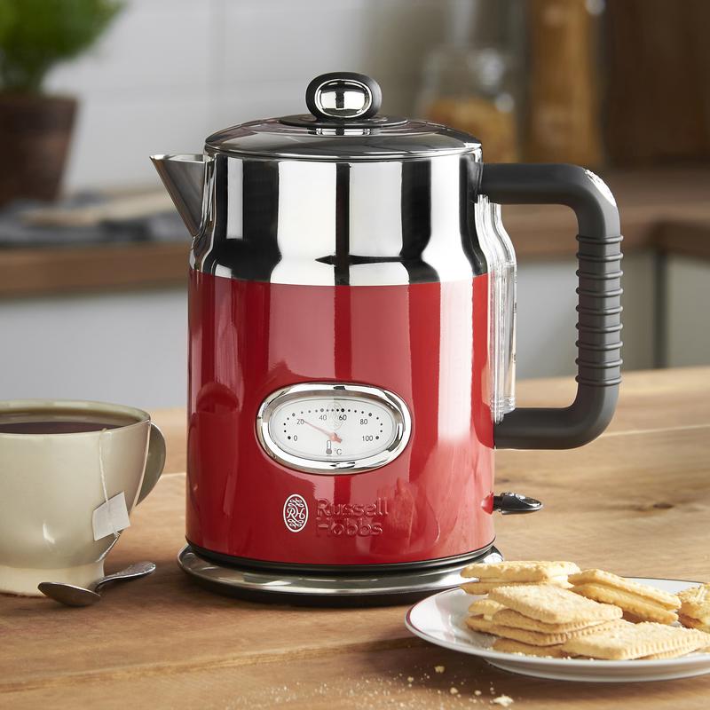 Russell Hobbs Retro 1.7L 2400W Kettle Red - 21670