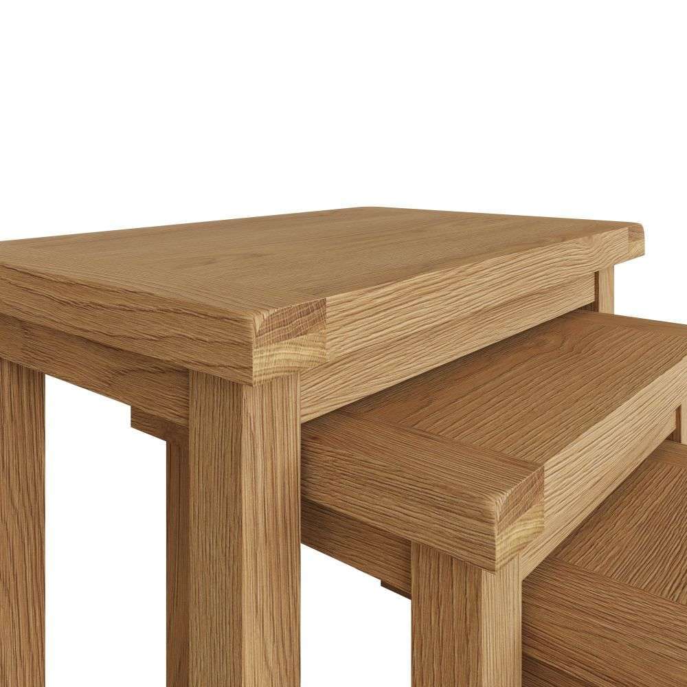 Essentials	CO Dining & Occasional	Nest Of 3 Tables Medium Oak finish