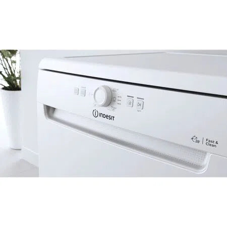 Indesit 13-Place Dishwasher In White - DFE1B19 A