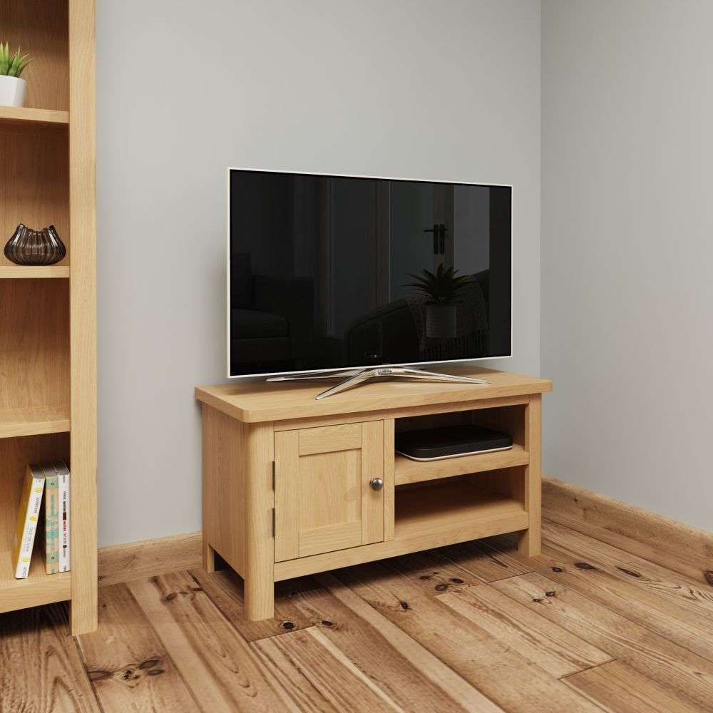 Essentials RAO Dining TV Unit Rustic Oak