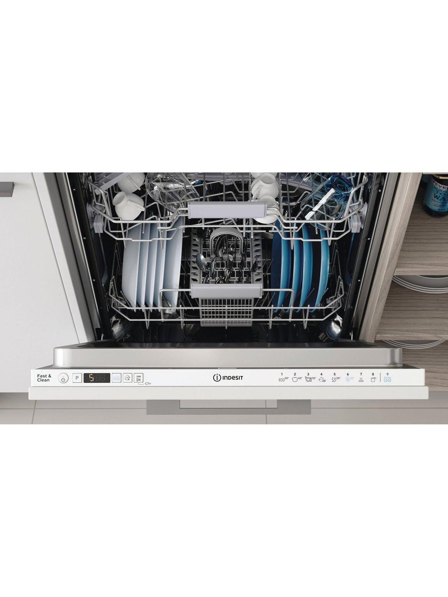 Indesit D2IHD526 Fully Integrated Dishwasher - 14 Place Settings