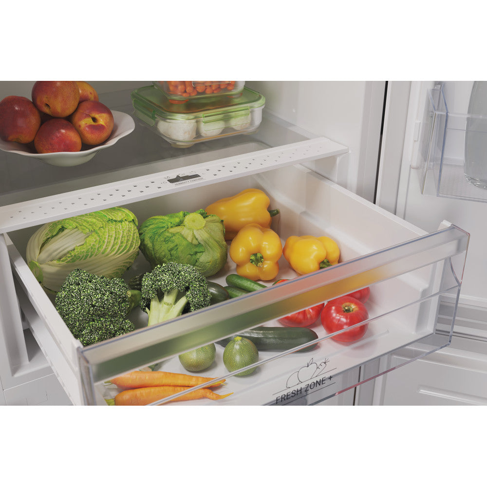 Hotpoint HTFC850TI1W1 50/50 Total No Frost Fridge Freezer - White