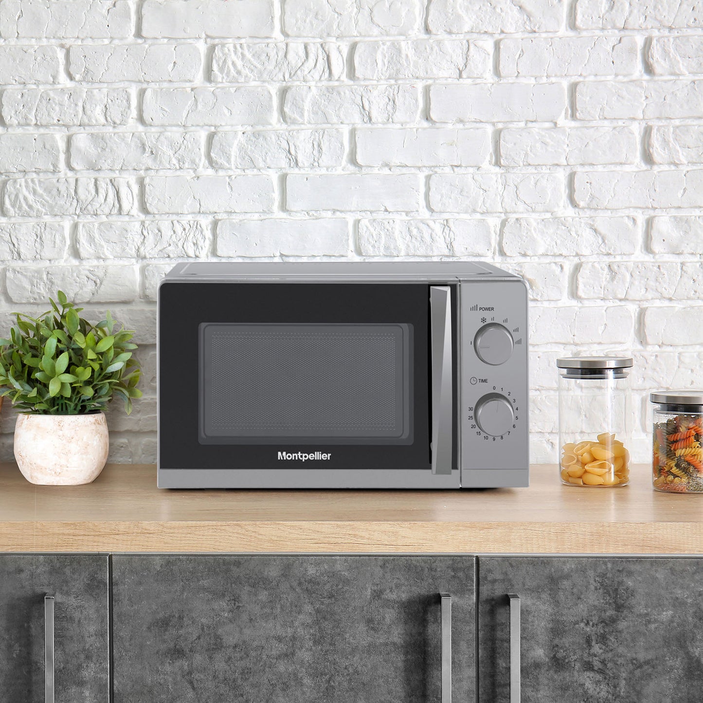 Montpellier MMW20SIL 20 Litre Compact Microwave Oven