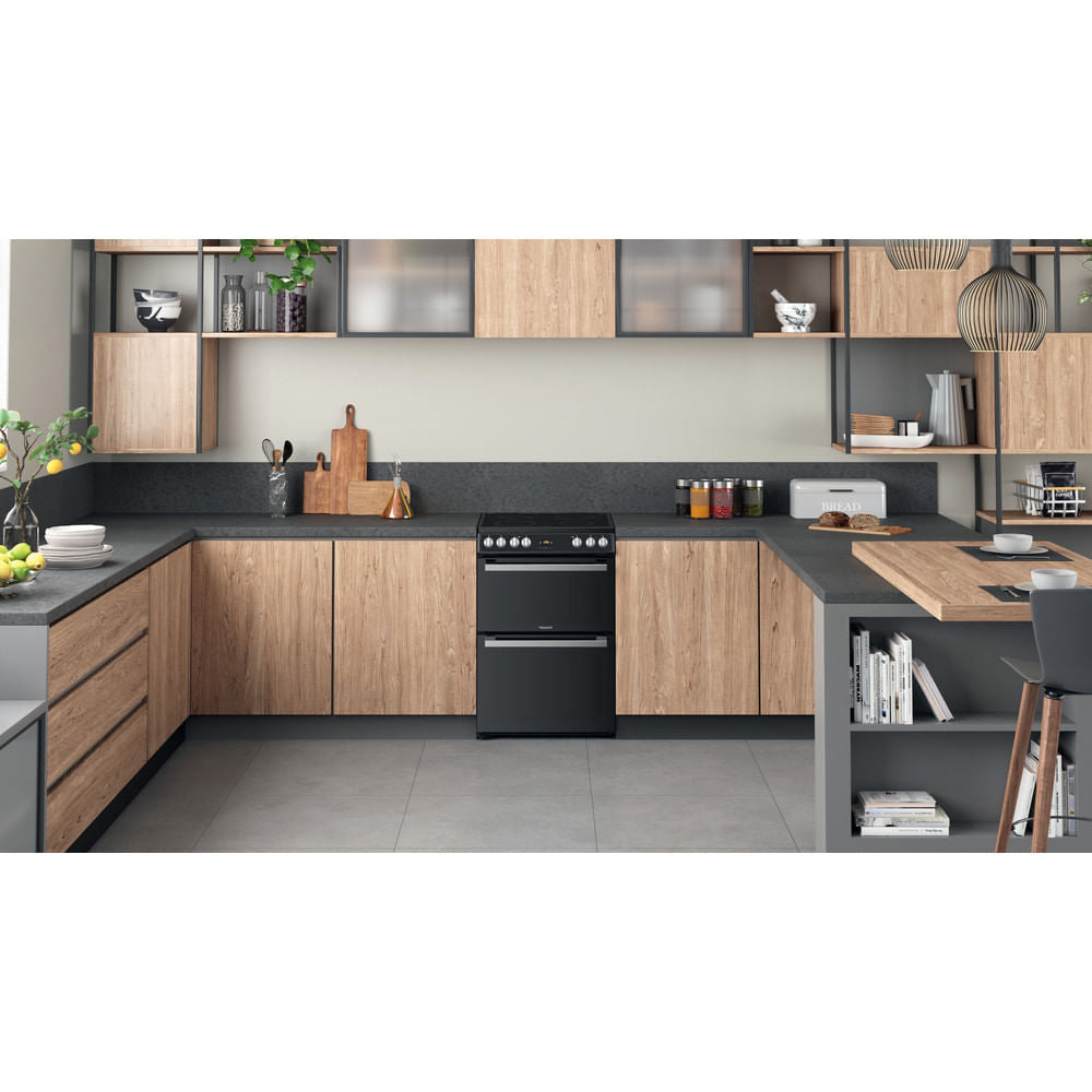HOTPOINT Multiflow HDT67V9H2CB 60 cm Electric Ceramic Cooker - Black