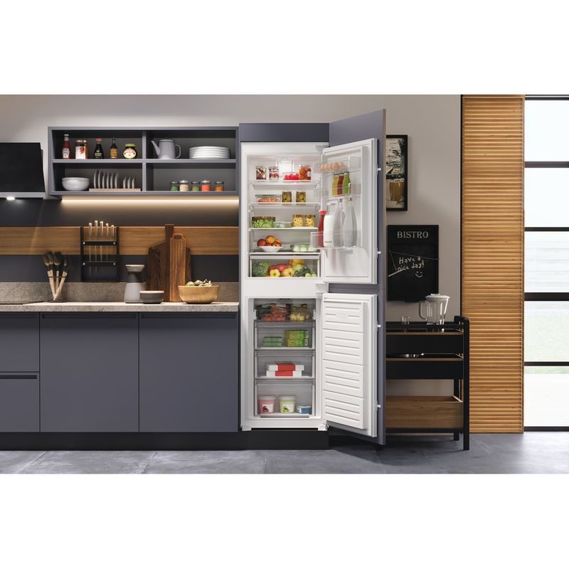 Hotpoint Frost Free Integrated 50/50 Fridge Freezer - HBC185050F1