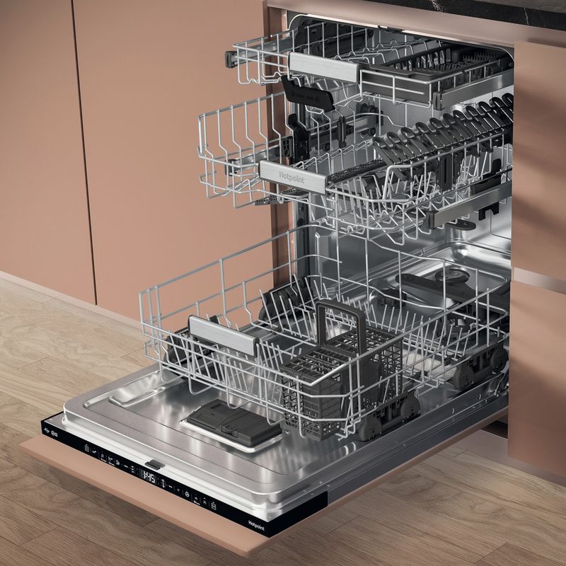 Hotpoint H8I HT59 LS UK Built-in 14 Place Setting Hydroforce Dishwasher