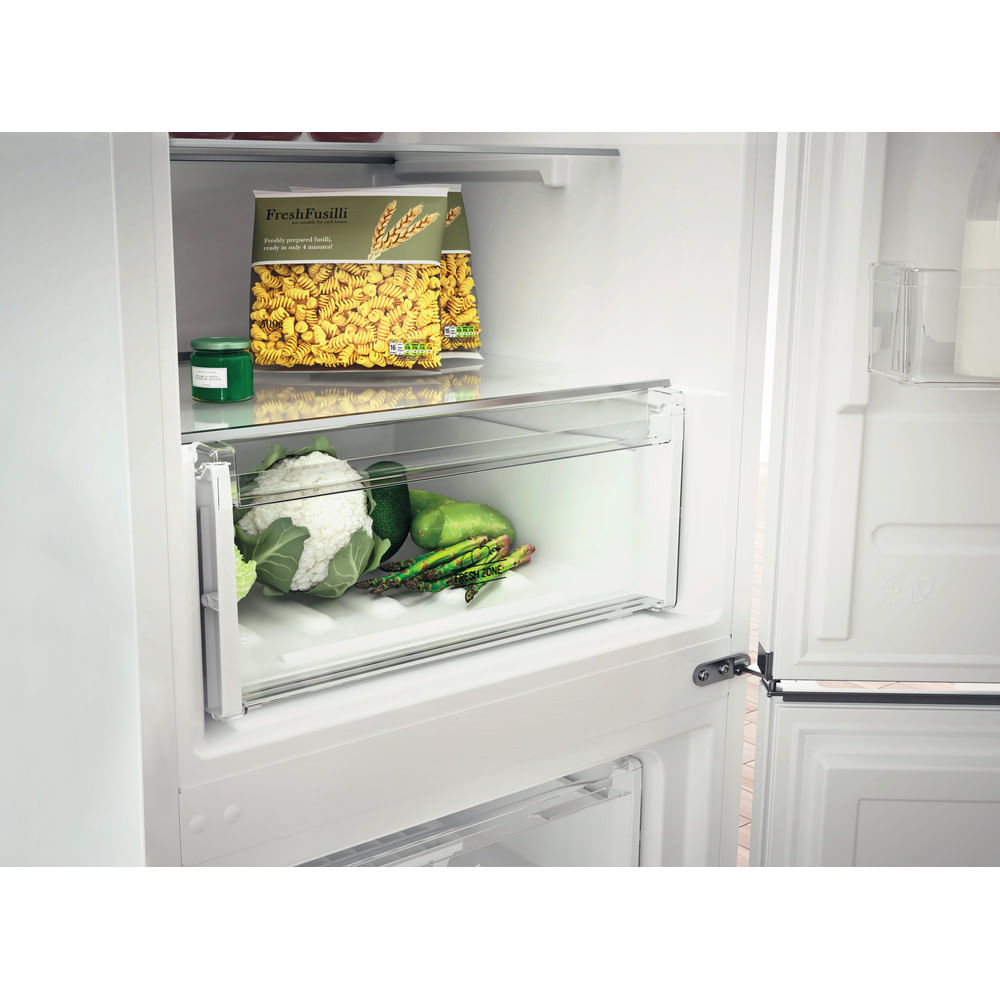 Hotpoint H1NT821EW1 189cm High 70/30 Fridge Freezer - White - E Rated