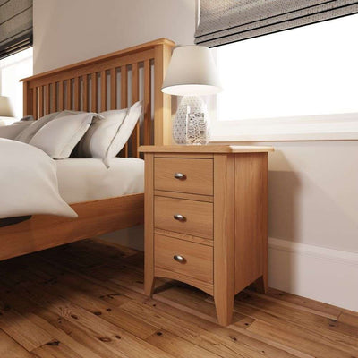 Essentials	GAO Bedroom	3 Drawer Bedside Light oak