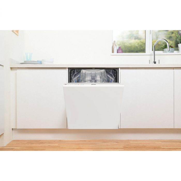 Indesit D2IHL326 Fully Integrated Dishwasher 14 Place Settings