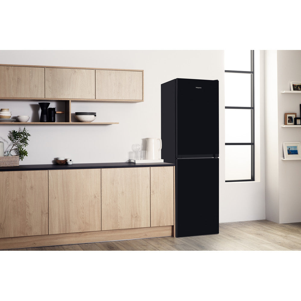 Hotpoint HBNF55181BUK1 50/50 Frost Free Fridge Freezer - Black