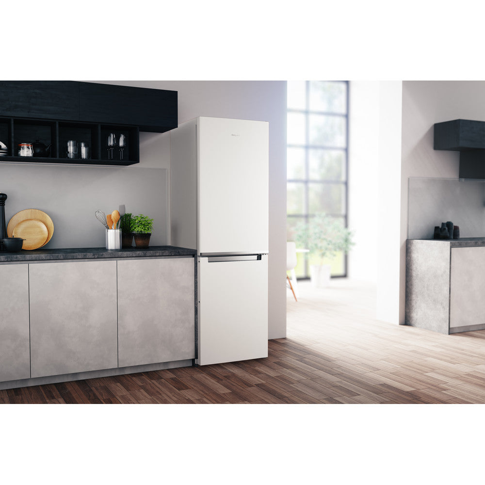 Hotpoint Frost Free H3T 811I W 1 Freestanding Fridge Freezer - White