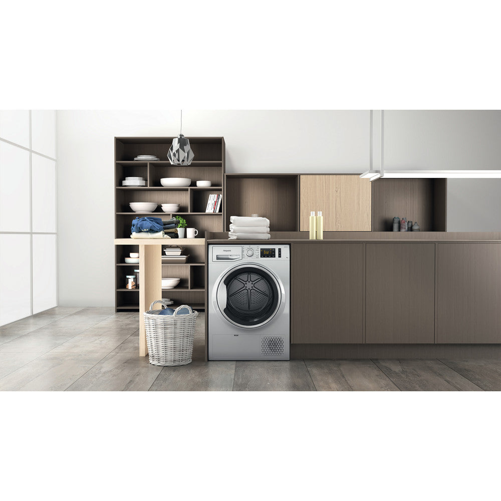 Hotpoint 8Kg Heat Pump Tumble Dryer - Sliver - NTM1182SSK