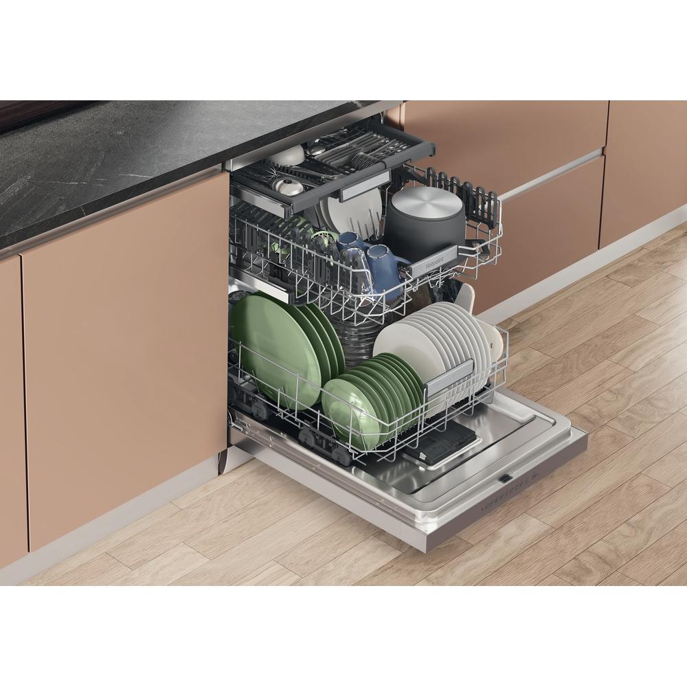 Hotpoint H7FHP43XUK Maxi Space Full-Size Freestanding Dishwasher – 15-Place, 9.5 L Water Use, 10 Programmes, Stainless Steel