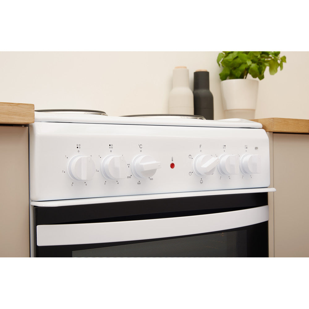 Indesit 50cm Electric Cooker with Solid Plate Hob - White - IS5E4KHW