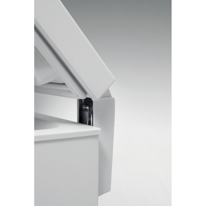 Indesit OS2A10022 97 Litre Chest Freezer in White